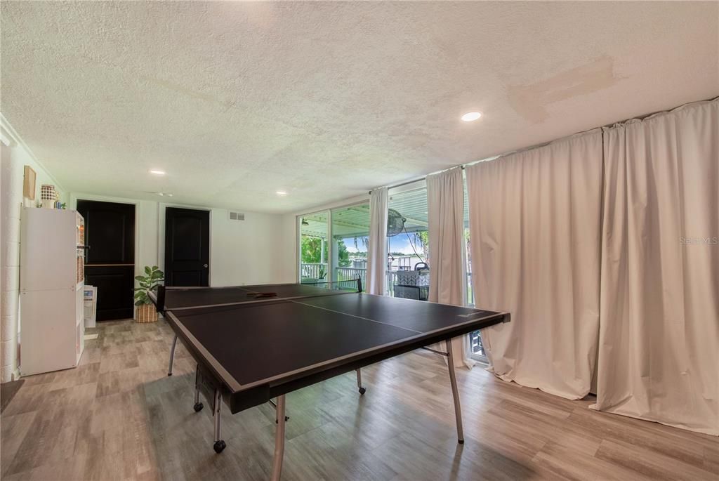 For Sale: $490,000 (4 beds, 2 baths, 2393 Square Feet)