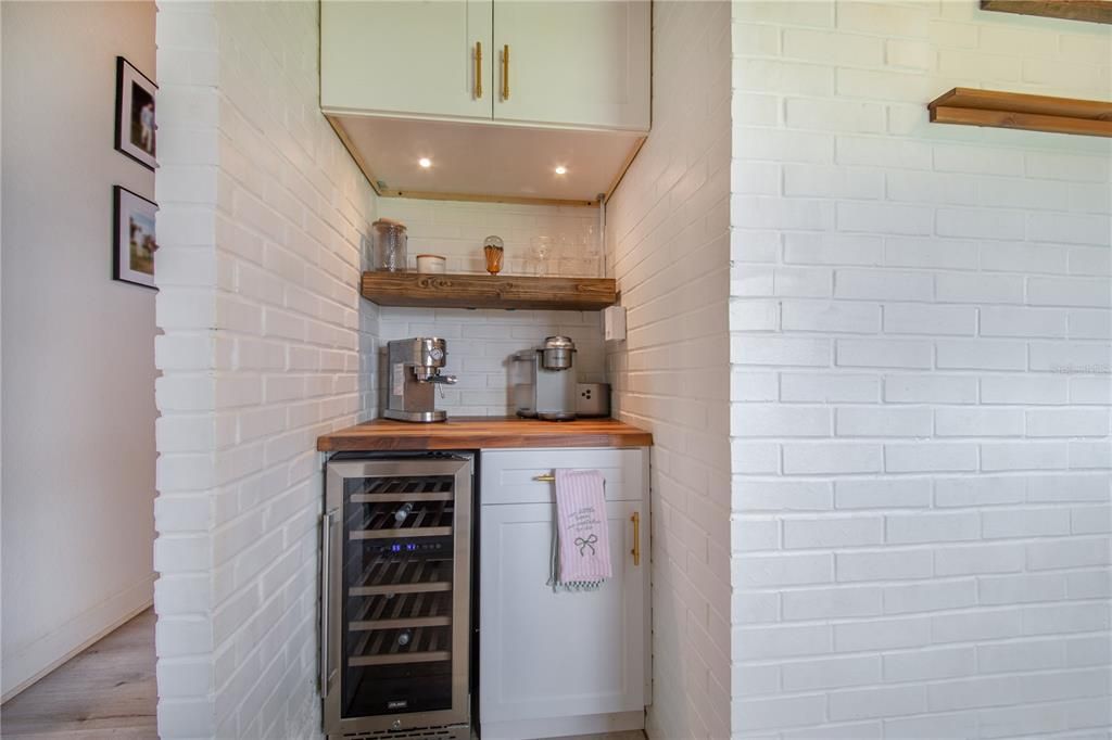 For Sale: $490,000 (4 beds, 2 baths, 2393 Square Feet)