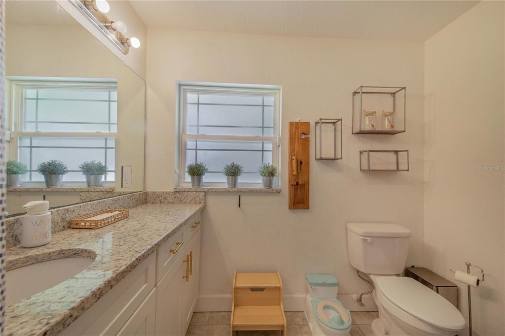 For Sale: $490,000 (4 beds, 2 baths, 2393 Square Feet)