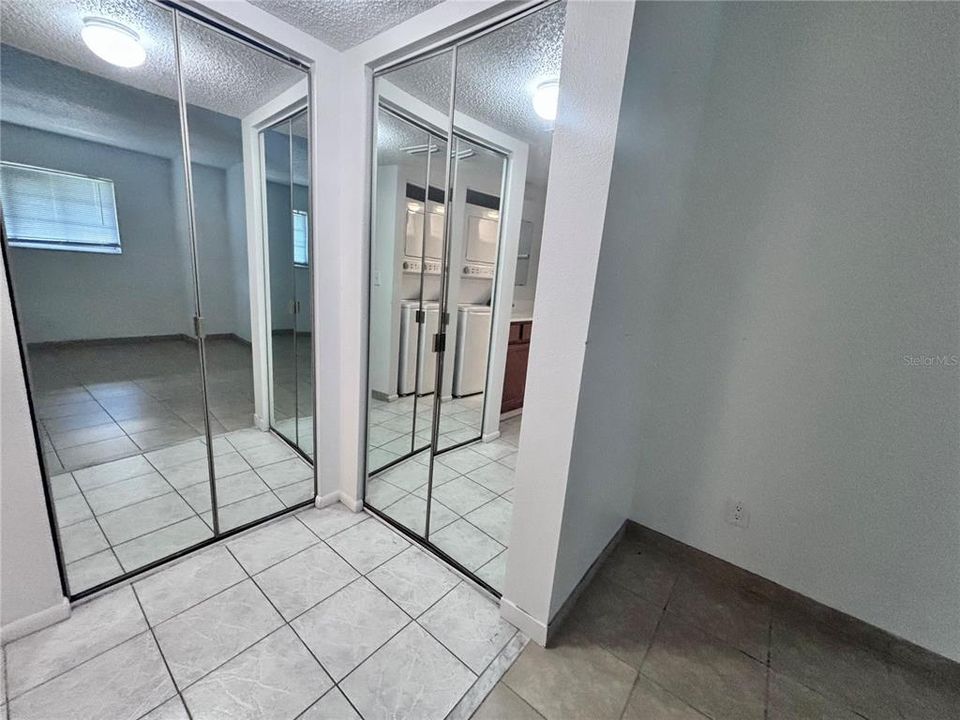 В аренду: $1,250 (2 спален, 2 ванн, 837 Квадратных фут)