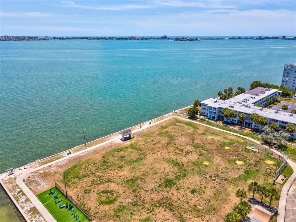For Sale: $349,900 (3 beds, 2 baths, 1412 Square Feet)