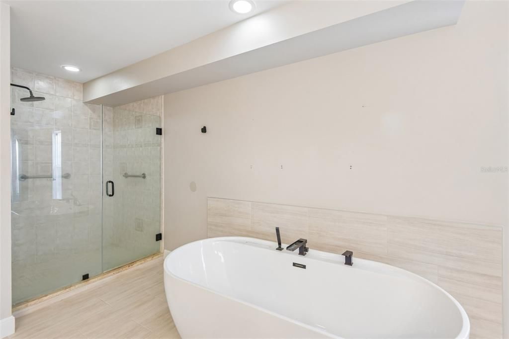 For Sale: $615,000 (3 beds, 2 baths, 2452 Square Feet)