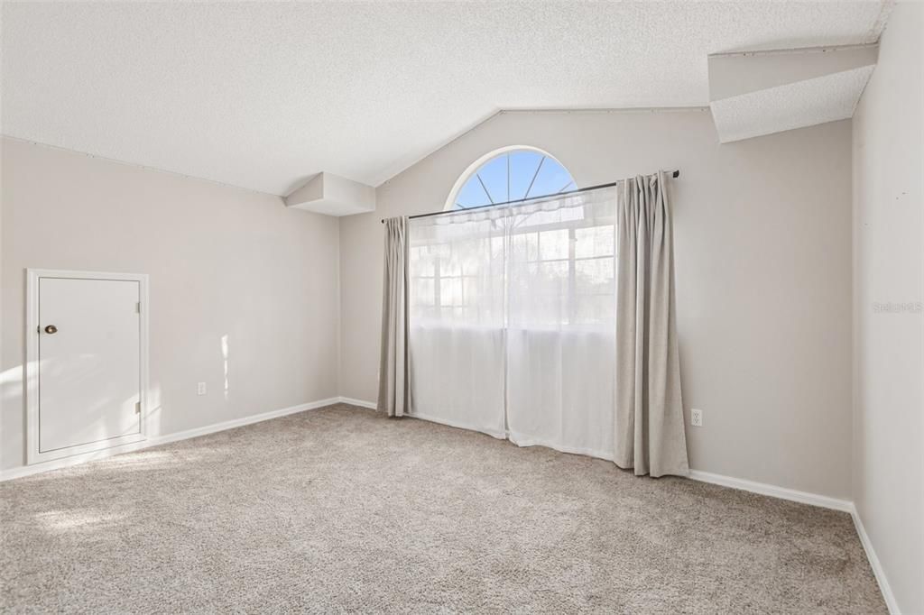 For Sale: $615,000 (3 beds, 2 baths, 2452 Square Feet)