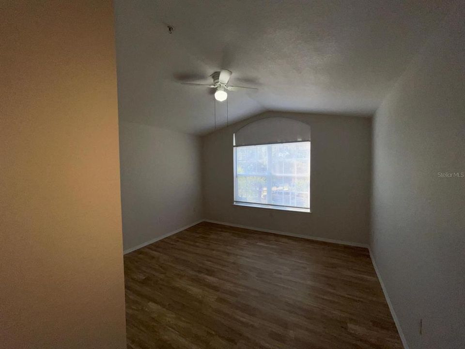 В аренду: $1,800 (3 спален, 2 ванн, 1431 Квадратных фут)