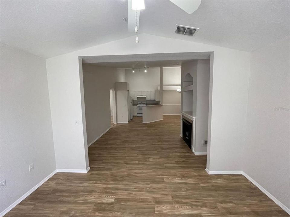 В аренду: $1,800 (3 спален, 2 ванн, 1431 Квадратных фут)
