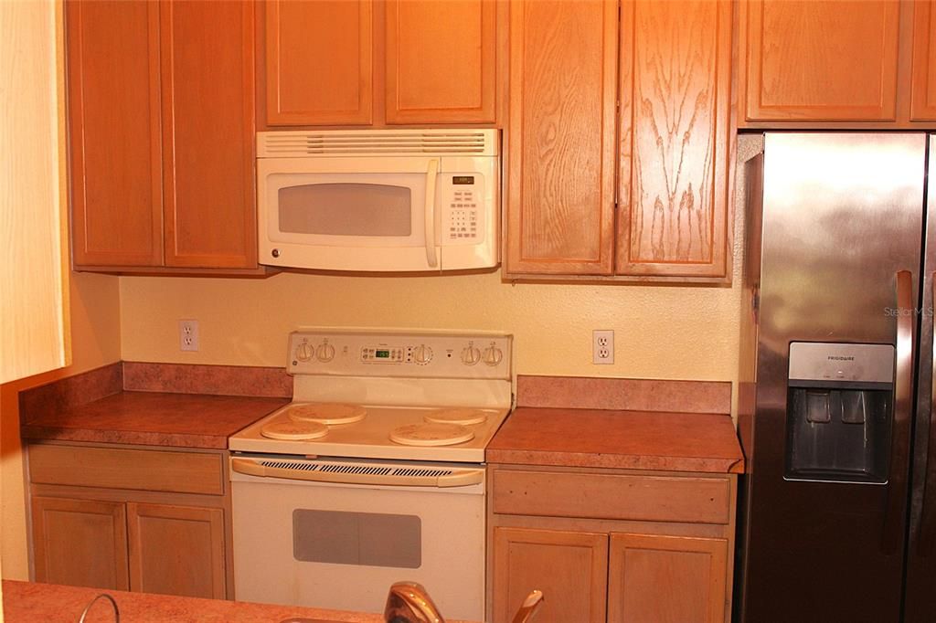 В аренду: $1,800 (2 спален, 2 ванн, 1050 Квадратных фут)
