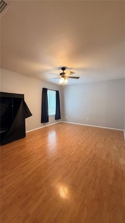 В аренду: $1,450 (2 спален, 2 ванн, 963 Квадратных фут)
