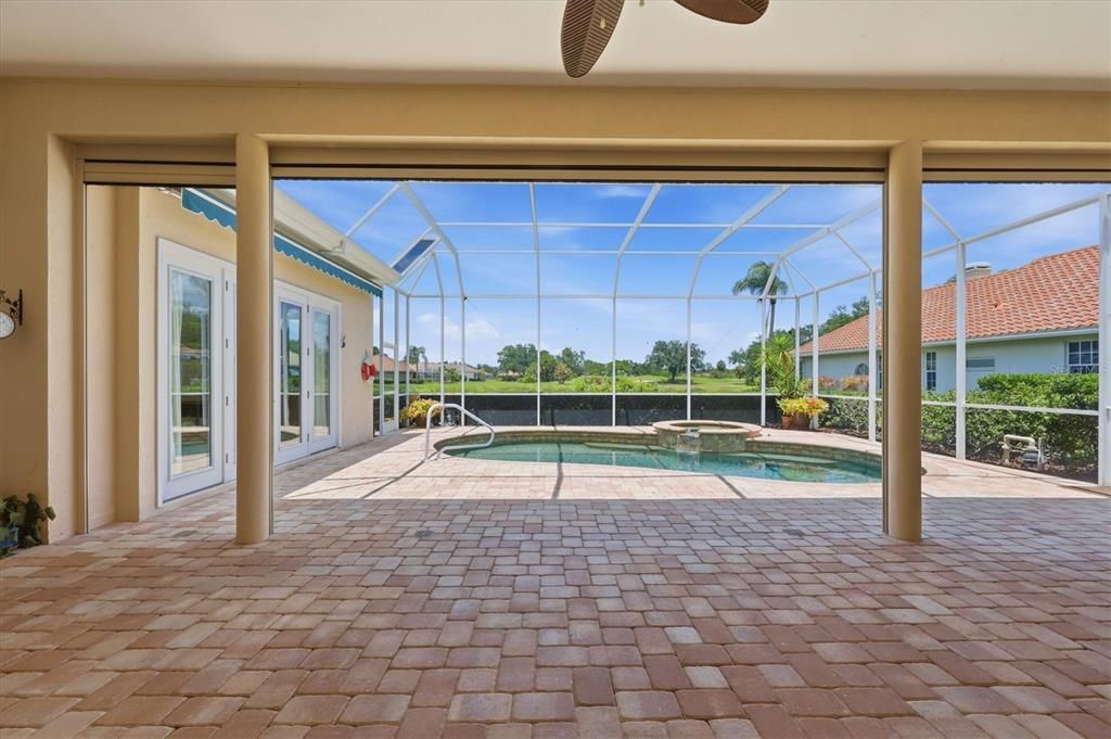 For Sale: $999,000 (3 beds, 2 baths, 2521 Square Feet)