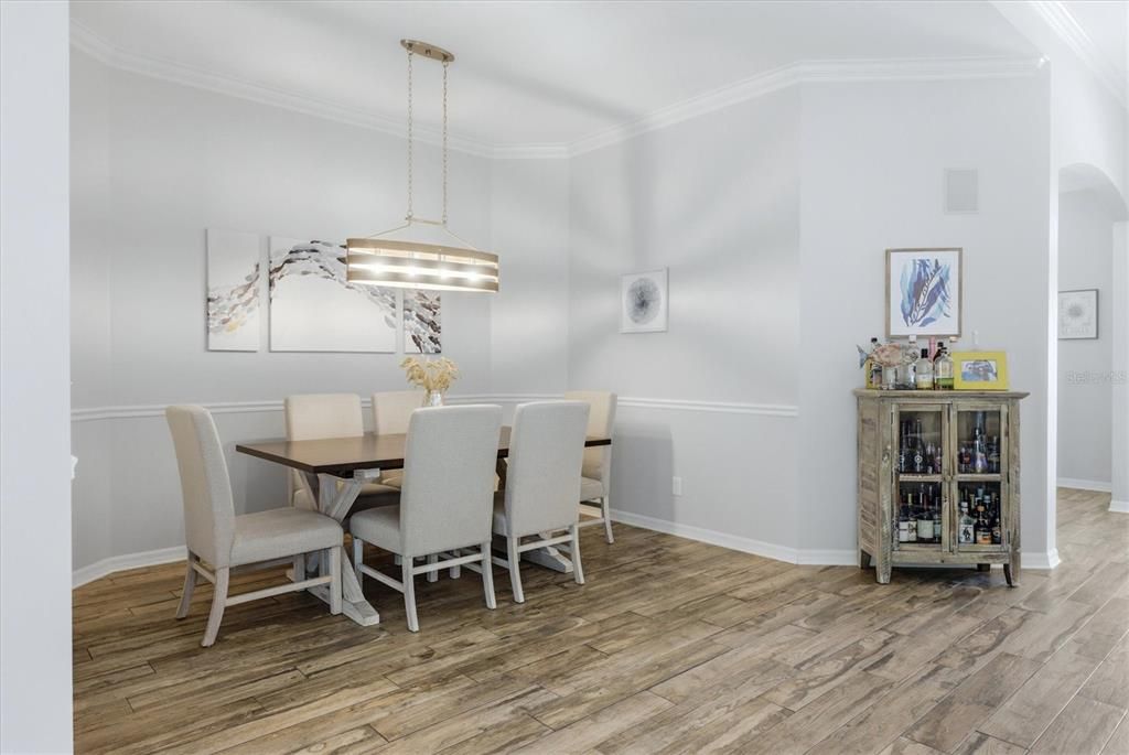 For Sale: $595,000 (4 beds, 3 baths, 2539 Square Feet)