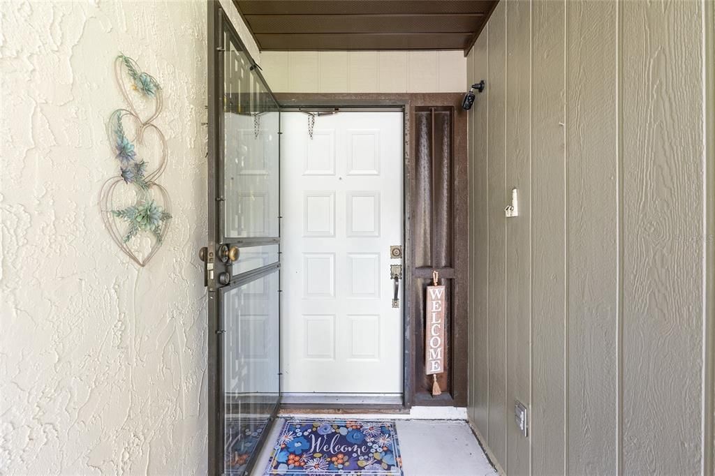 Active With Contract: $189,000 (2 beds, 2 baths, 1410 Square Feet)