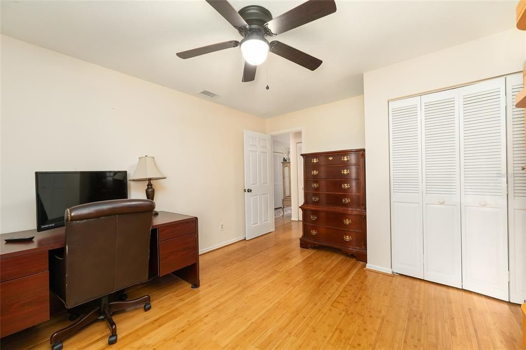 Active With Contract: $189,000 (2 beds, 2 baths, 1410 Square Feet)