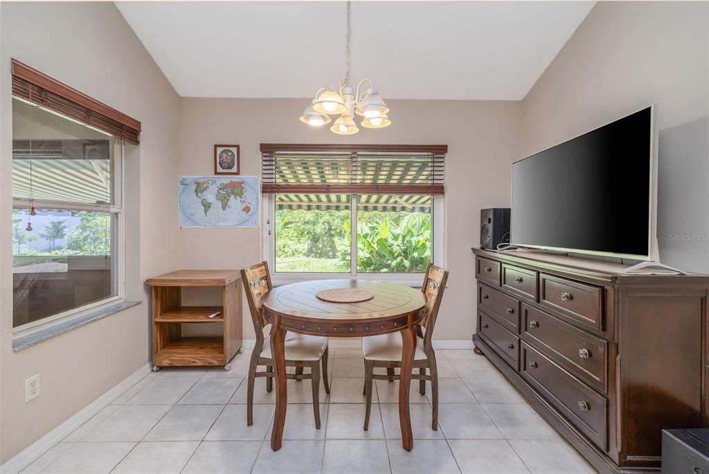 En Venta: $499,000 (3 camas, 2 baños, 2049 Pies cuadrados)