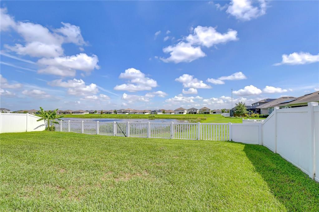Activo con contrato: $339,000 (3 camas, 2 baños, 1752 Pies cuadrados)