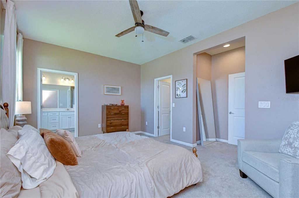 Activo con contrato: $339,000 (3 camas, 2 baños, 1752 Pies cuadrados)