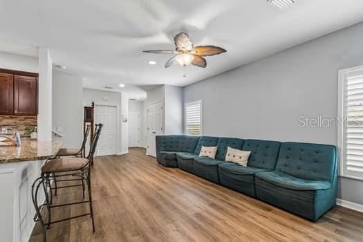 For Sale: $313,000 (3 beds, 2 baths, 1602 Square Feet)