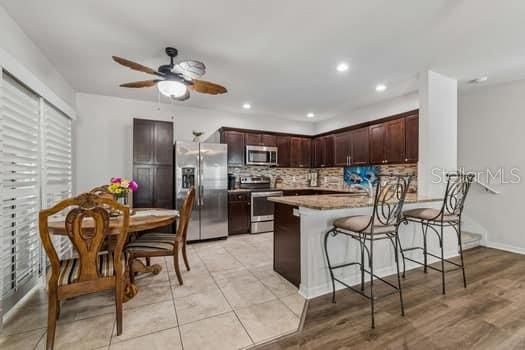 For Sale: $313,000 (3 beds, 2 baths, 1602 Square Feet)