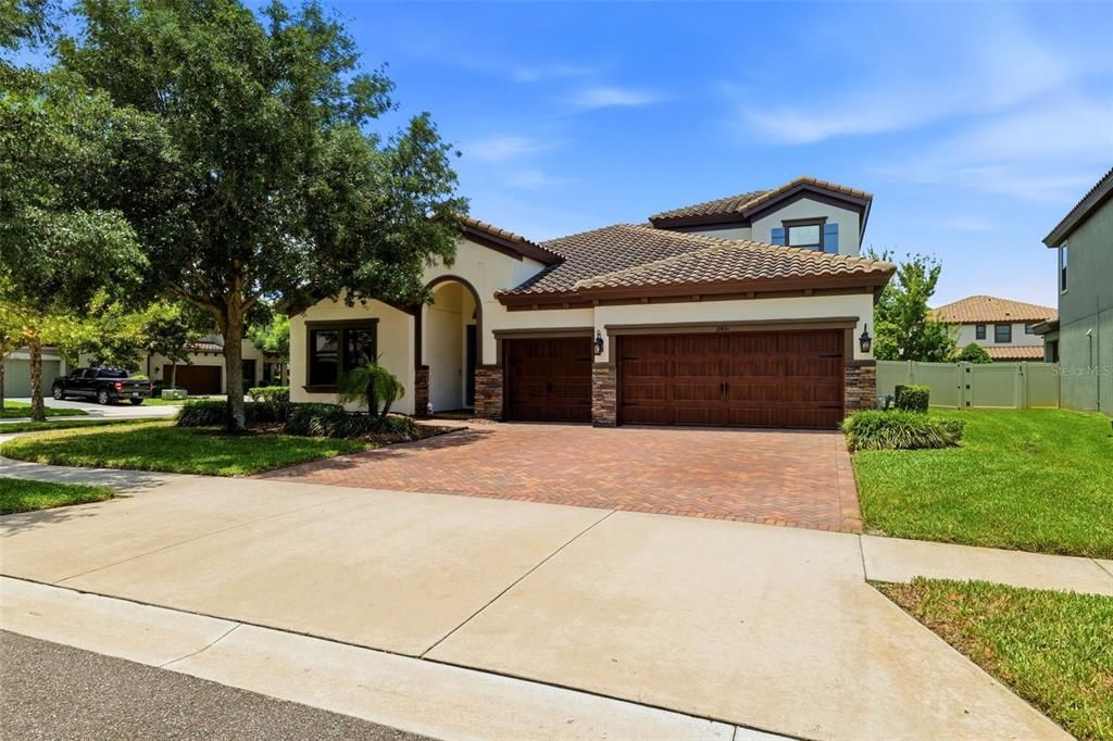 For Sale: $1,100,000 (4 beds, 5 baths, 3247 Square Feet)