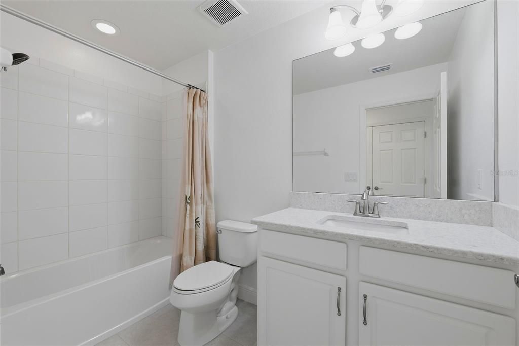 For Sale: $1,100,000 (4 beds, 5 baths, 3247 Square Feet)