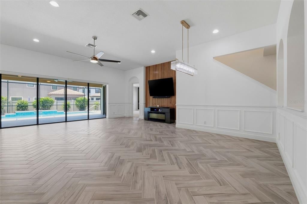 For Sale: $1,100,000 (4 beds, 5 baths, 3247 Square Feet)