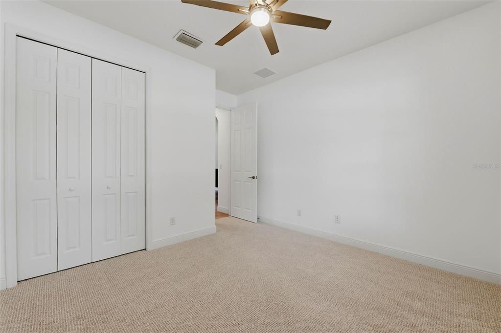 For Sale: $1,100,000 (4 beds, 5 baths, 3247 Square Feet)