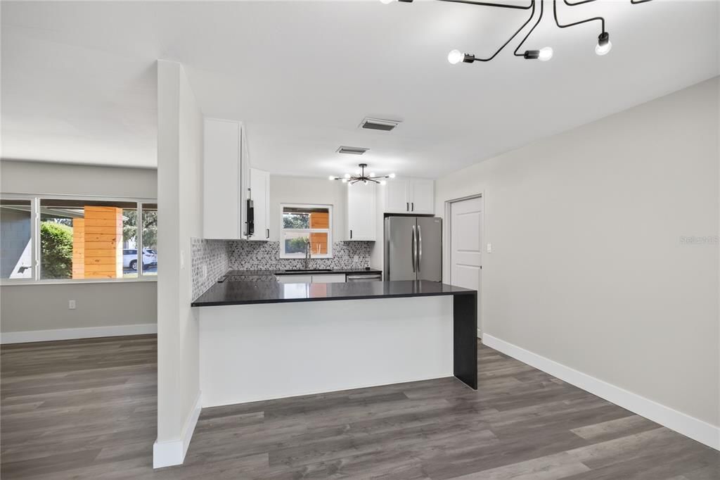 For Rent: $2,600 (2 beds, 2 baths, 1252 Square Feet)