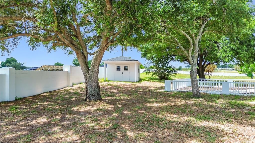 For Sale: $1,490,000 (9 beds, 5 baths, 8799 Square Feet)