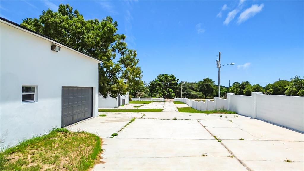 For Sale: $1,490,000 (9 beds, 5 baths, 8799 Square Feet)