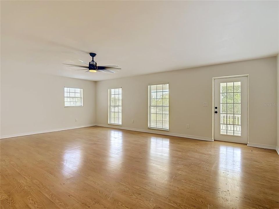 For Sale: $1,490,000 (9 beds, 5 baths, 8799 Square Feet)
