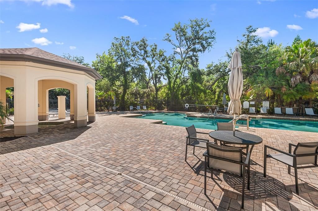 For Sale: $300,000 (3 beds, 2 baths, 1550 Square Feet)