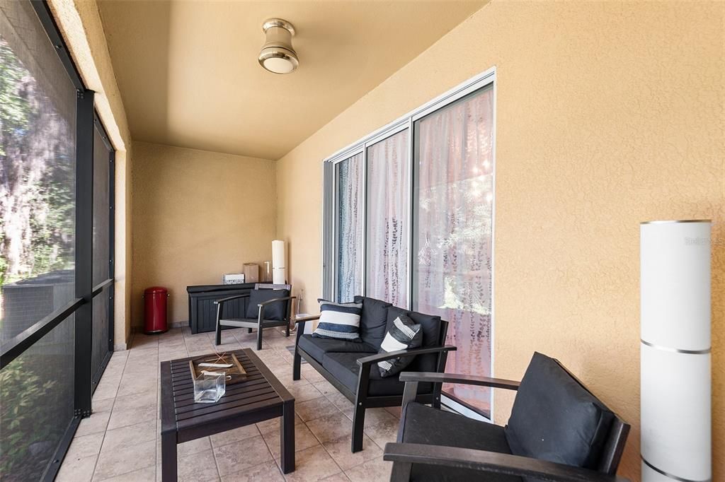 For Sale: $300,000 (3 beds, 2 baths, 1550 Square Feet)
