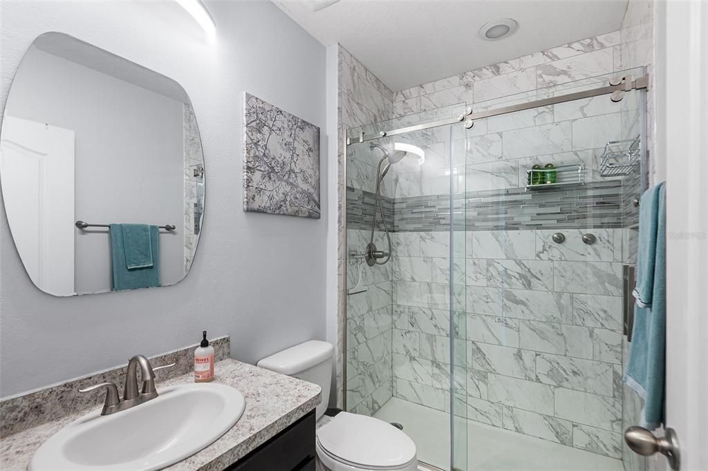 For Sale: $300,000 (3 beds, 2 baths, 1550 Square Feet)
