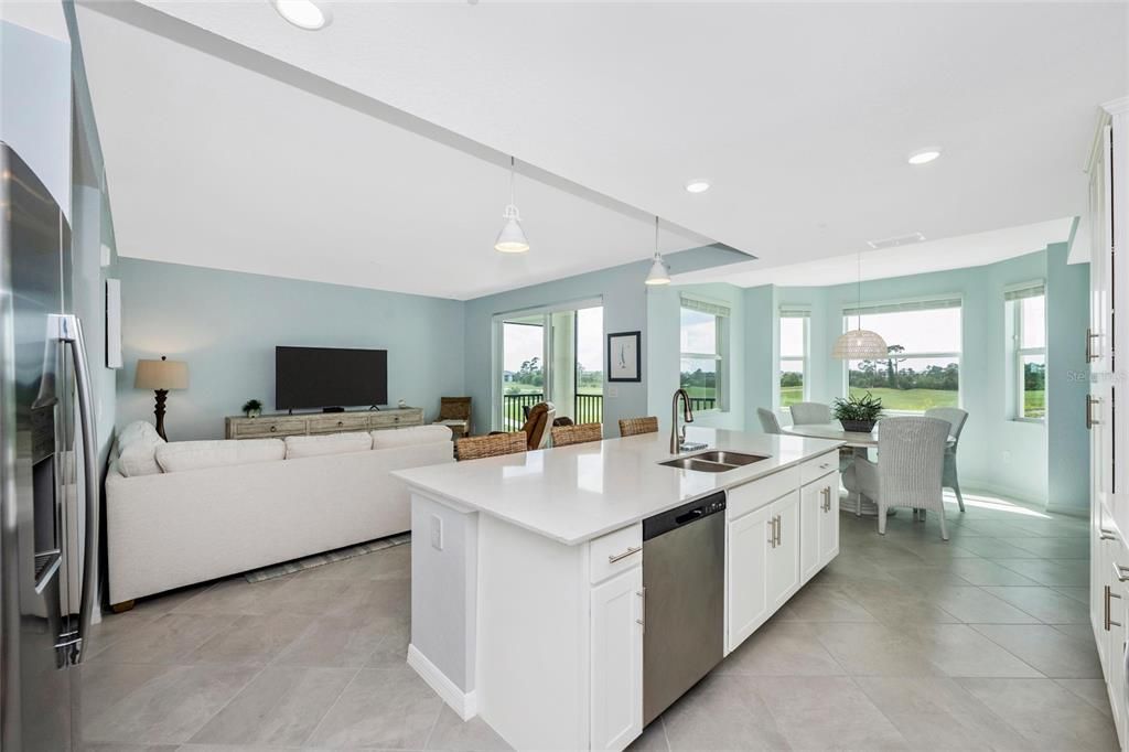 For Rent: $2,500 (2 beds, 2 baths, 1154 Square Feet)