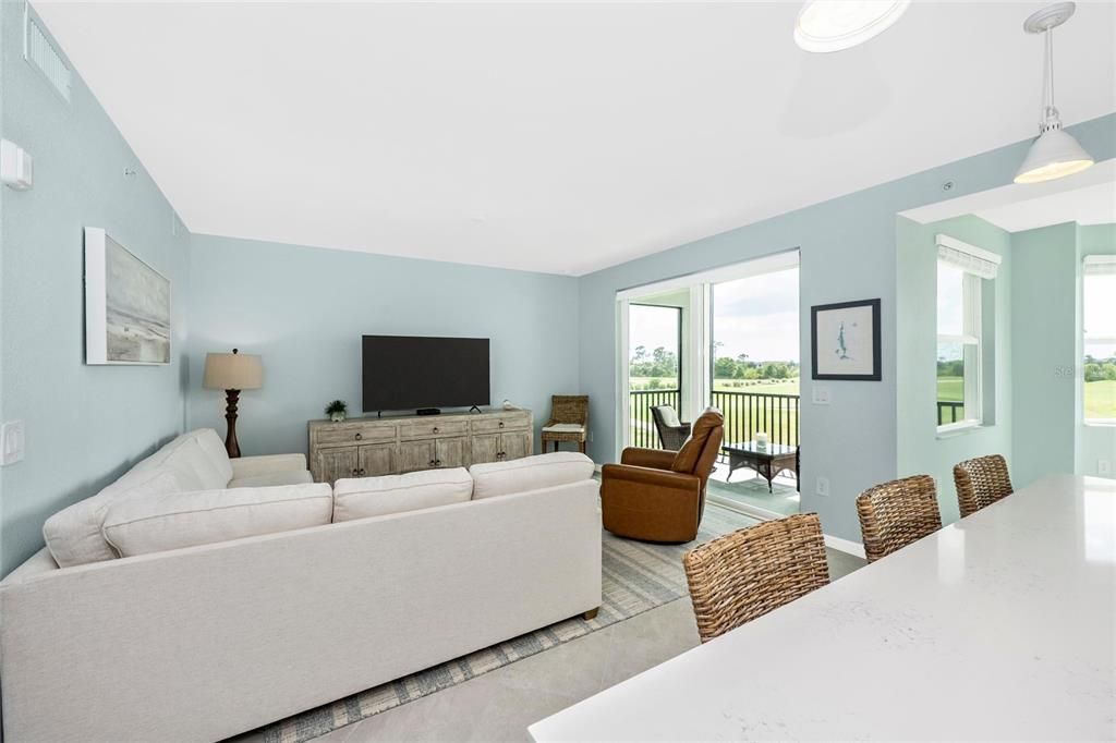 For Rent: $2,500 (2 beds, 2 baths, 1154 Square Feet)