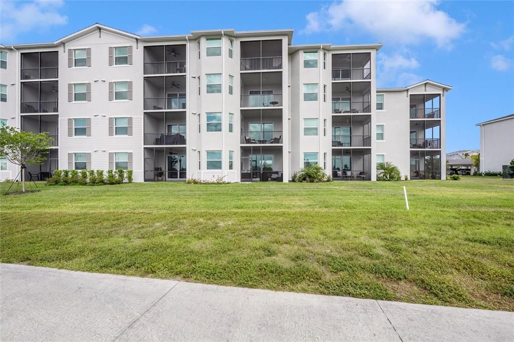 For Rent: $2,500 (2 beds, 2 baths, 1154 Square Feet)