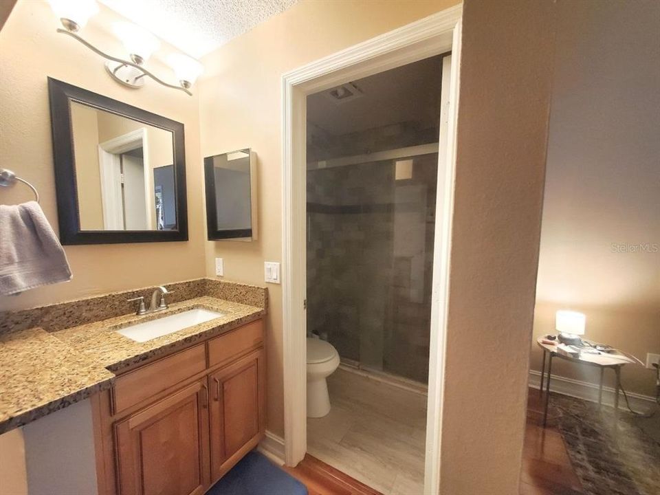 For Rent: $1,800 (2 beds, 2 baths, 1185 Square Feet)