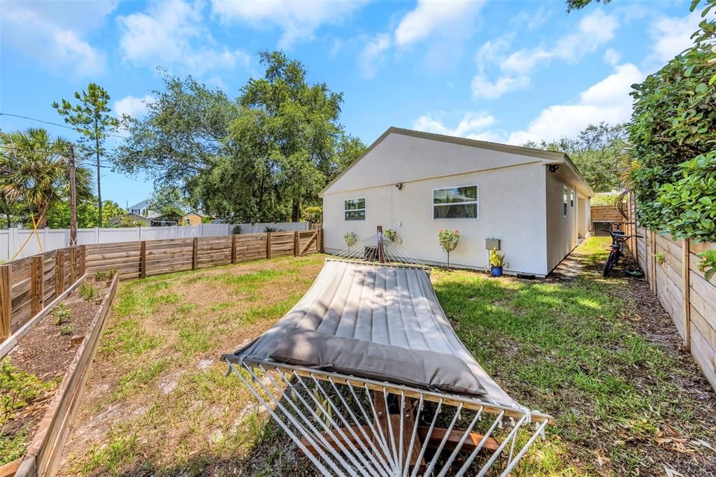 En Venta: $669,000 (3 camas, 2 baños, 1353 Pies cuadrados)
