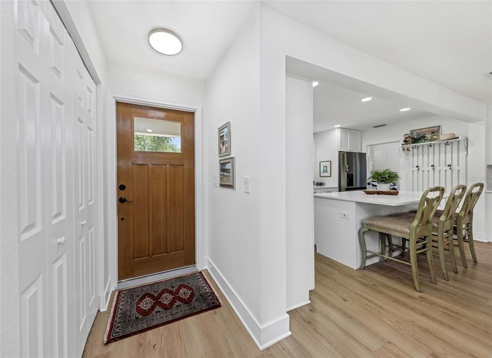 En Venta: $669,000 (3 camas, 2 baños, 1353 Pies cuadrados)