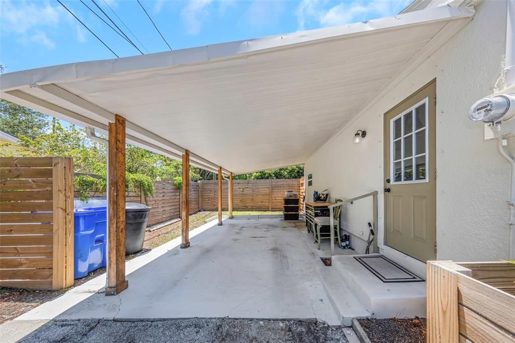 En Venta: $669,000 (3 camas, 2 baños, 1353 Pies cuadrados)