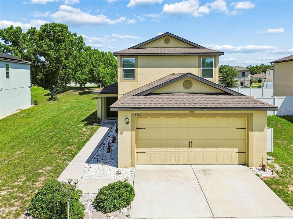 For Sale: $320,000 (4 beds, 2 baths, 2069 Square Feet)