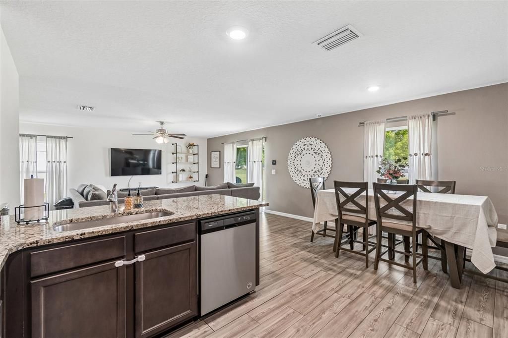 For Sale: $320,000 (4 beds, 2 baths, 2069 Square Feet)