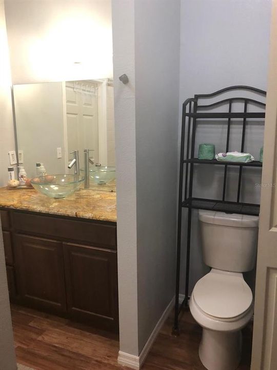 For Rent: $1,350 (1 beds, 1 baths, 794 Square Feet)