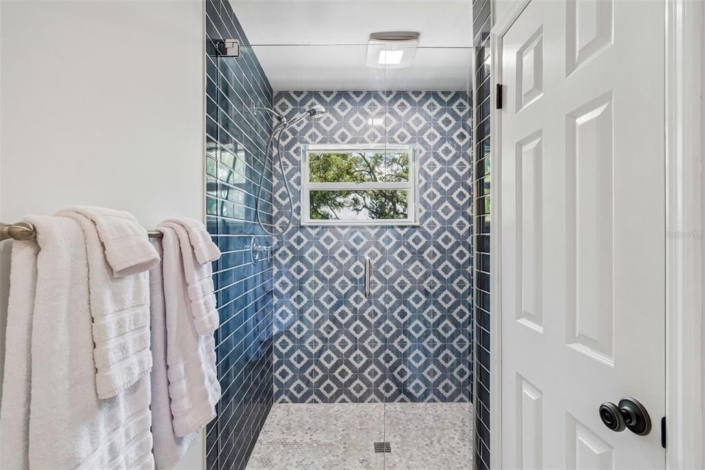For Sale: $669,000 (3 beds, 3 baths, 2134 Square Feet)