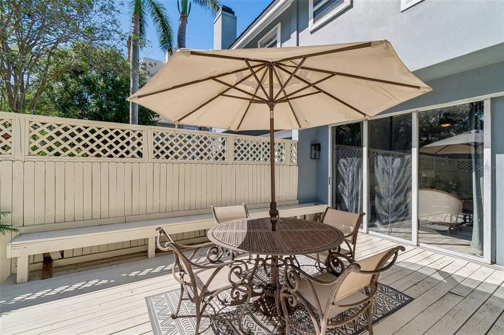 For Sale: $669,000 (3 beds, 3 baths, 2134 Square Feet)