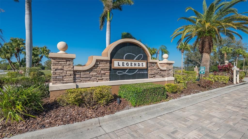 For Sale: $449,000 (3 beds, 2 baths, 1936 Square Feet)