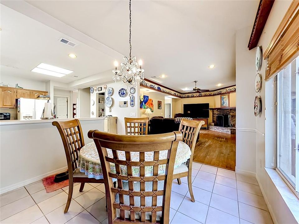 For Sale: $749,900 (4 beds, 3 baths, 3195 Square Feet)