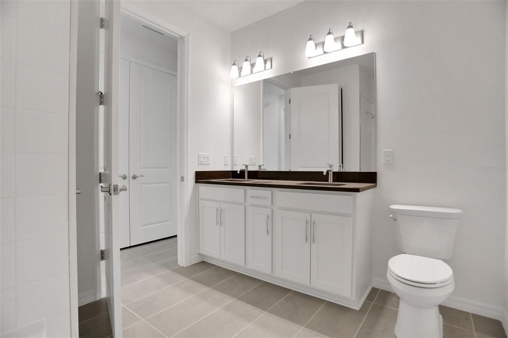 For Sale: $299,990 (3 beds, 2 baths, 1657 Square Feet)