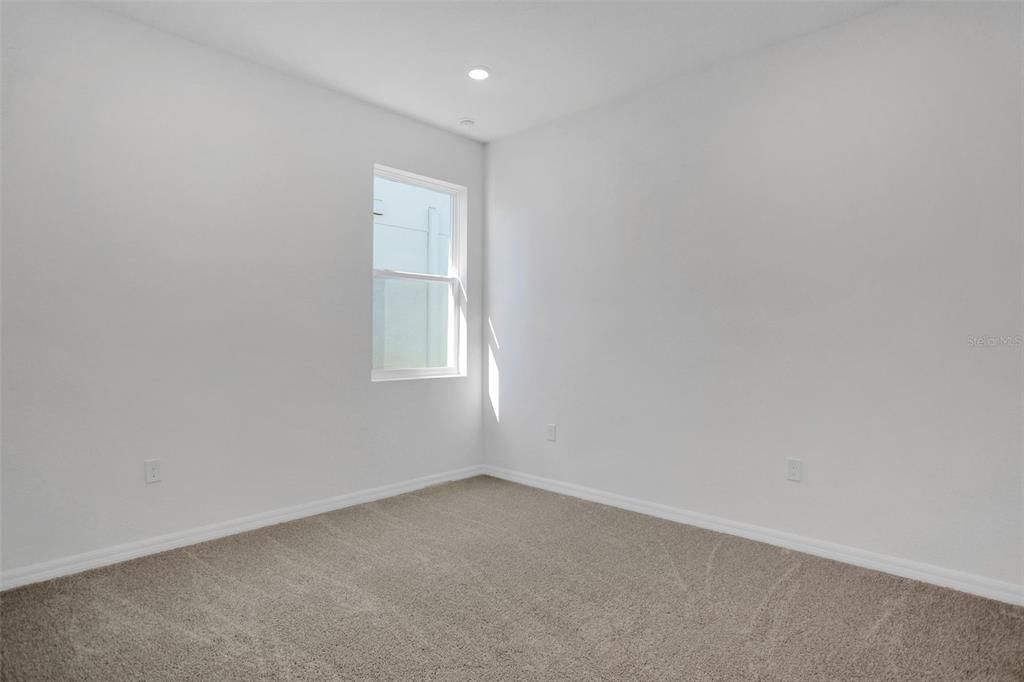 For Sale: $299,990 (3 beds, 2 baths, 1657 Square Feet)