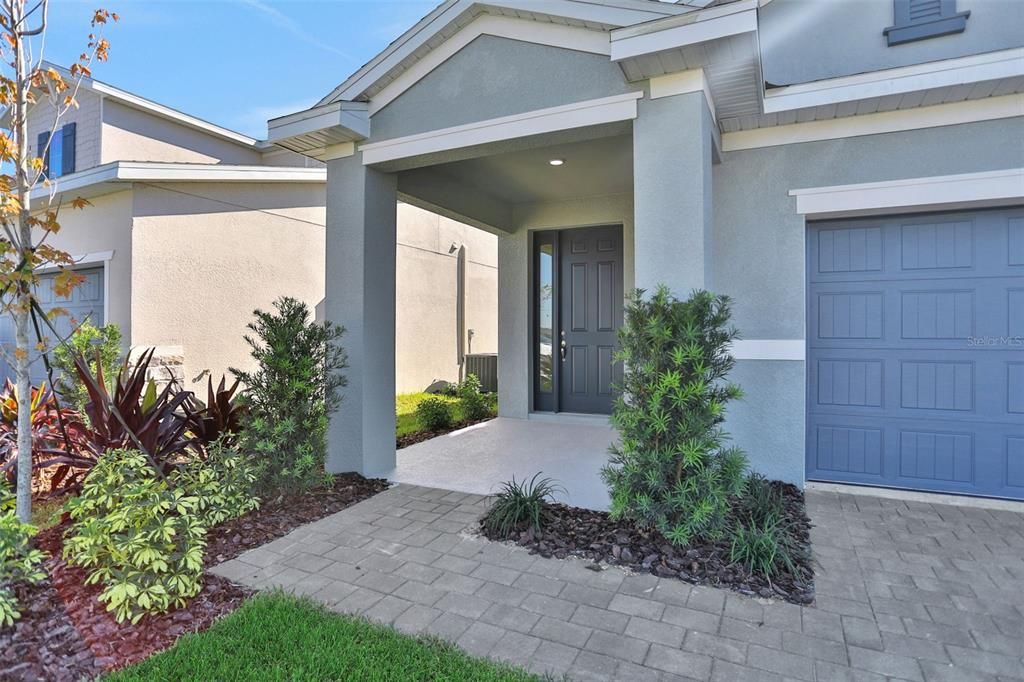 For Sale: $299,990 (3 beds, 2 baths, 1657 Square Feet)