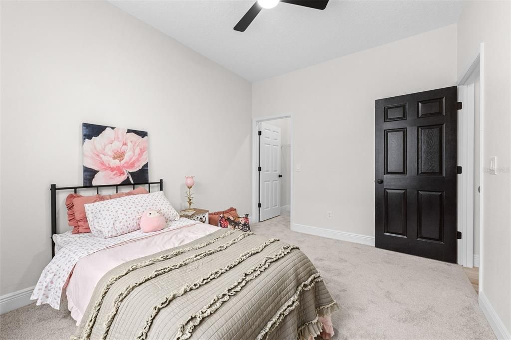 For Sale: $575,000 (4 beds, 2 baths, 2263 Square Feet)