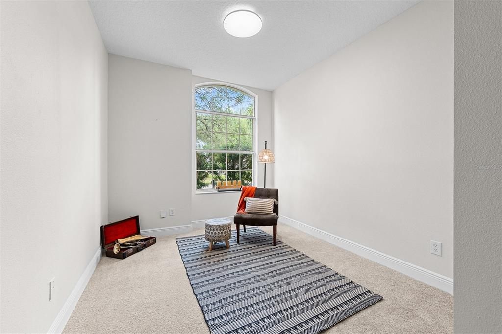 For Sale: $575,000 (4 beds, 2 baths, 2263 Square Feet)